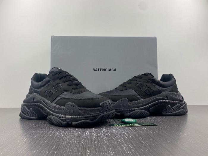 Ba*len*cia*ga triple s sneaker 80000130