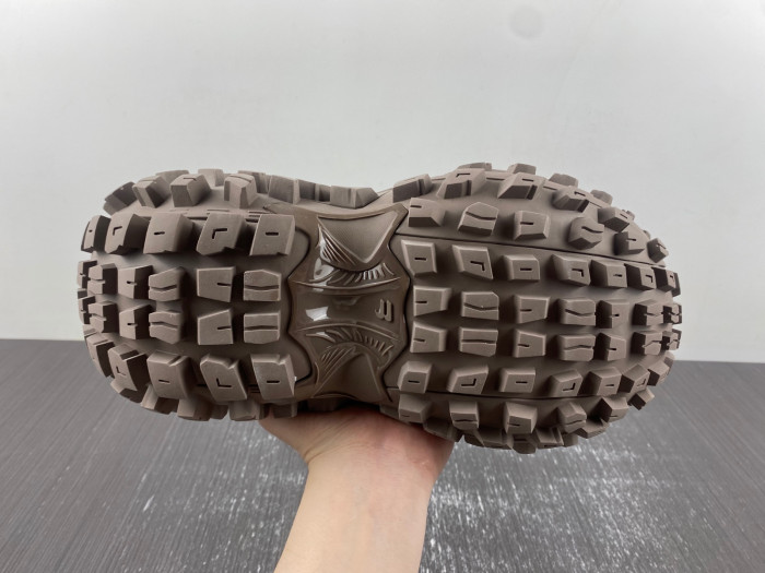 Ba*len*cia*ga defender sneaker