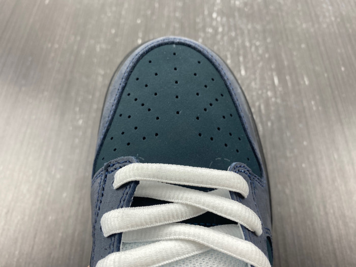 nike sb dunk low “blue lobster” 313170-342