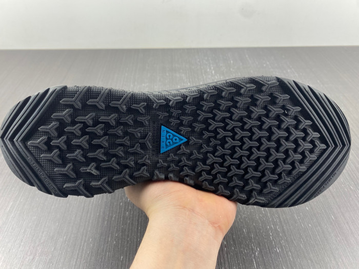 nike acg air terra antarktik “black”