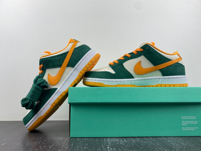 nike sb dunk low legion pine kumquat 304292-383