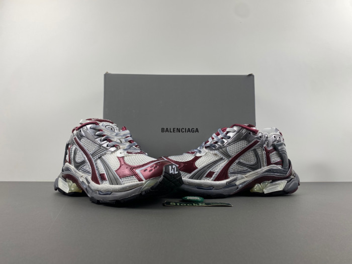 Ba*len*cia*ga runner sneaker
