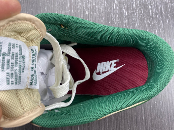 nike dunk low retro rattan gorge green fb7160-231