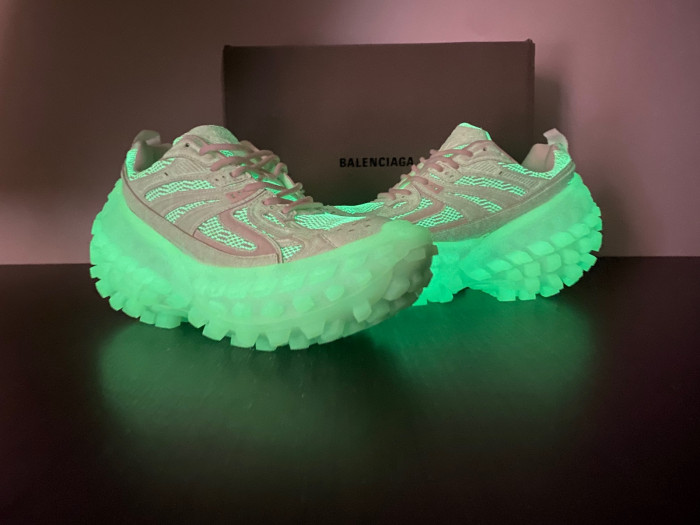 Ba*len*cia*ga defender 8000023