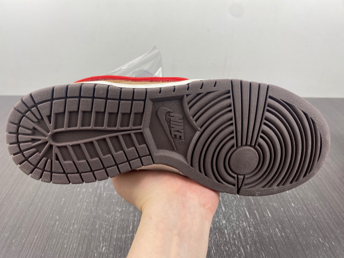 nike dunk low sp clot cork fn0317-121