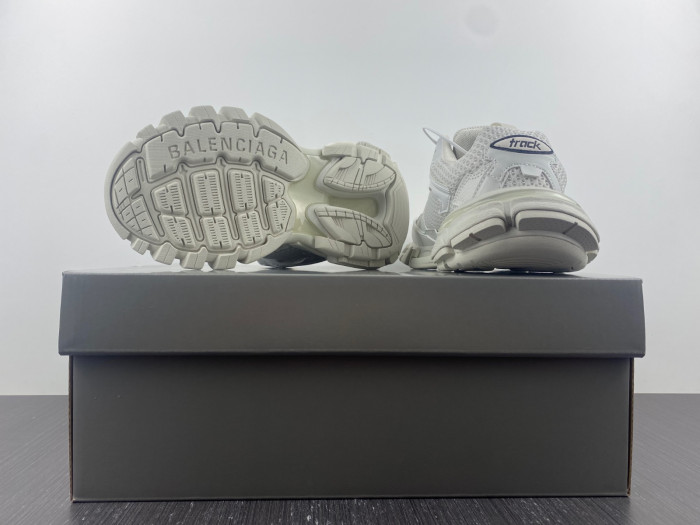 Ba*len*cia*ga track 8000035