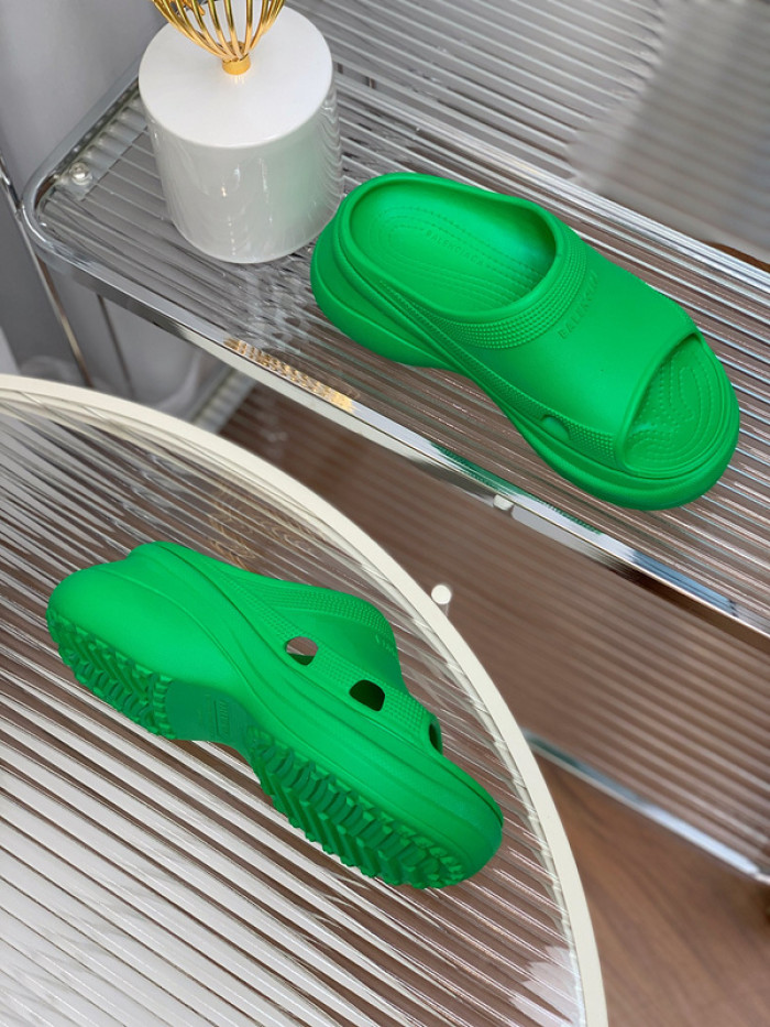 balenciag* sandal bs62