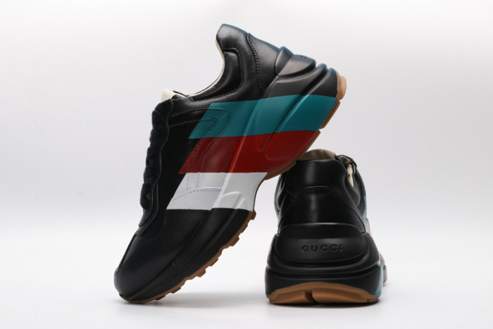 G*u*i* rhyton sneaker