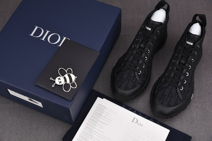 dio* sneakers t0000-035