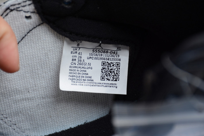 air jordan 1 high og game royal toe 555088-041