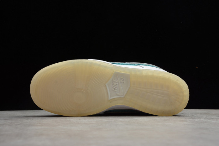 nike sb dunk low emb bv1310-100