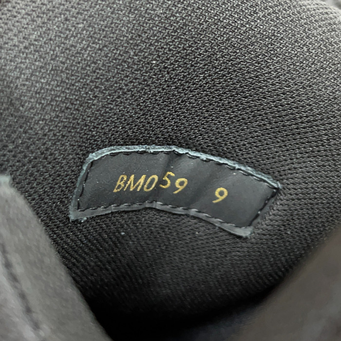 lv snekaers l0000120