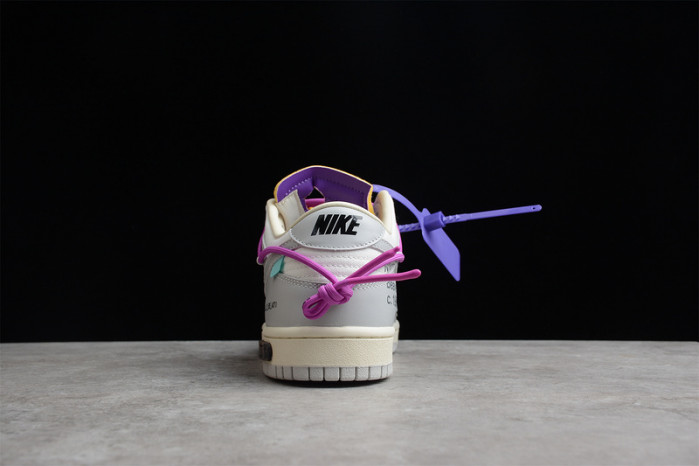 dunk low “28 of 50” dm1602-111