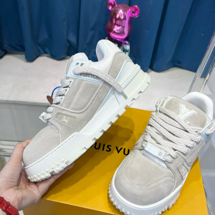 lv snekaers l0000220