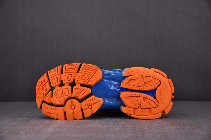 Ba*len*cia*ga runner sneaker w2rb1-1120