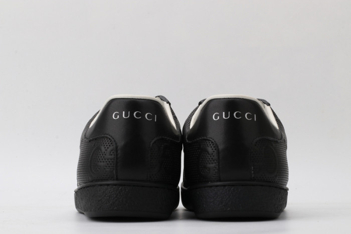 G*u*i* ace sneaker