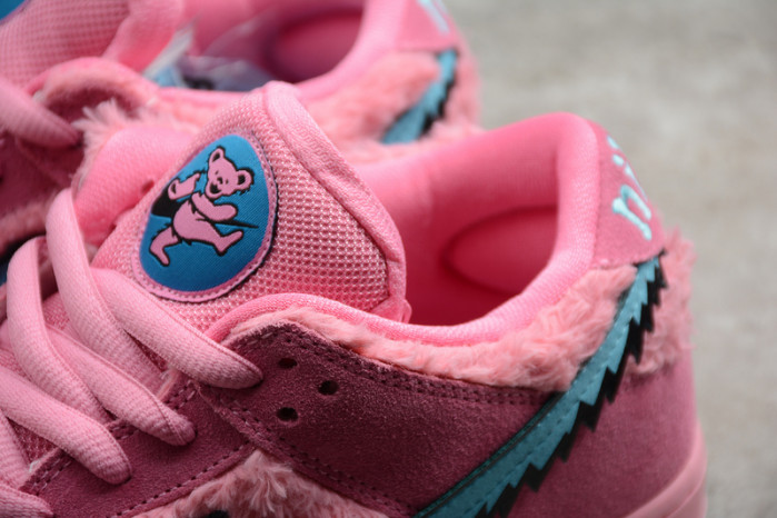 grateful dead x nike sb dunk low pink bear cj5378-600