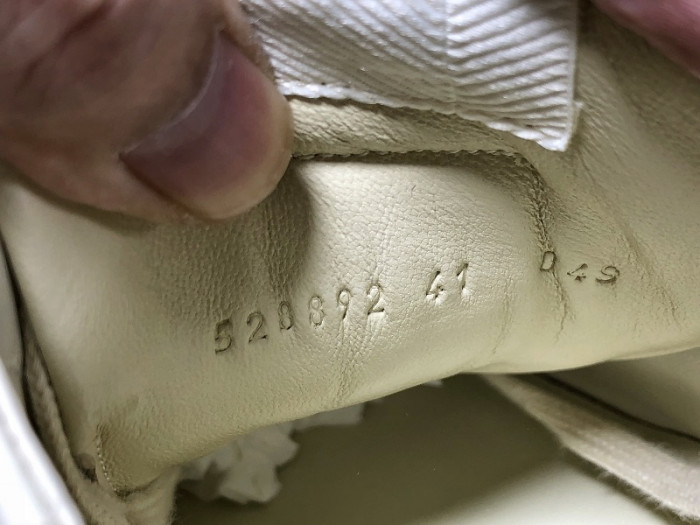 G*u*i* rhyton sneaker