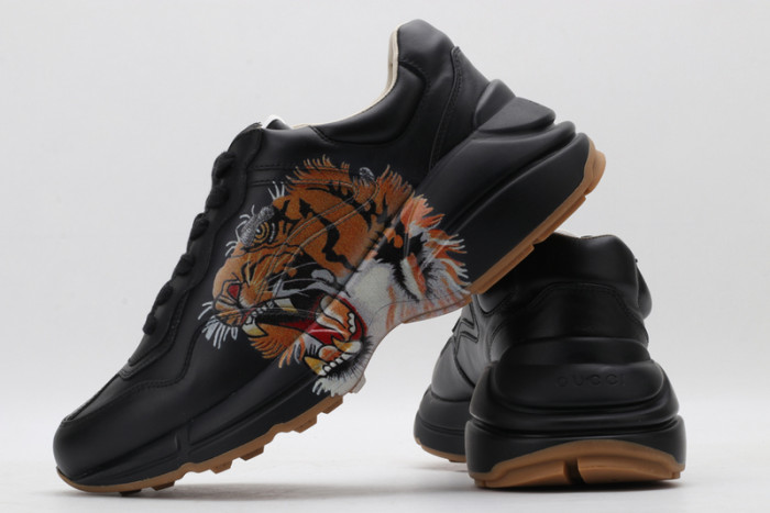 G*u*i* rhyton sneaker