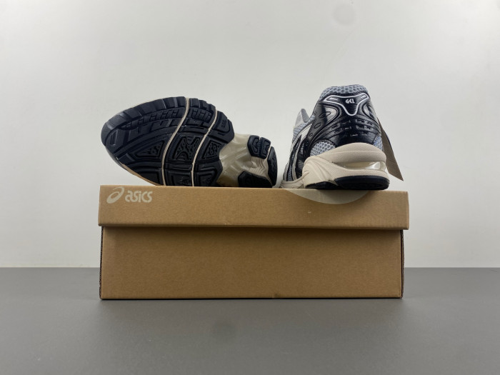 As*ic*s sneakers 1203a019