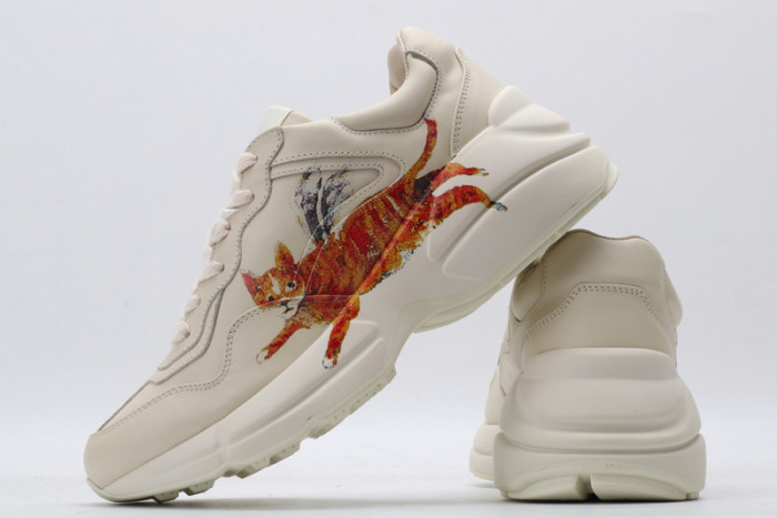 G*u*i* rhyton sneaker