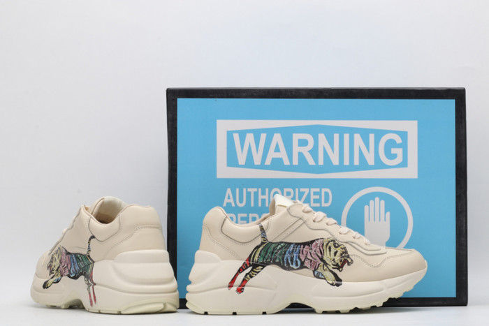 G*u*i* rhyton sneaker