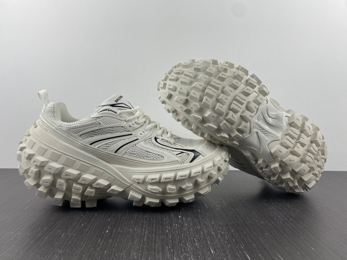 Ba1en*iaga defender sneaker