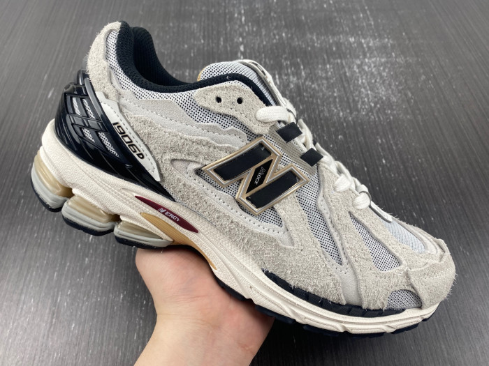 new Balance x WTAPS 2020 DFY30