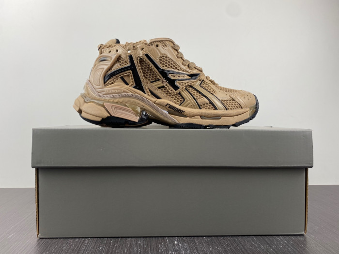 Ba1en*iaga runner 8000054