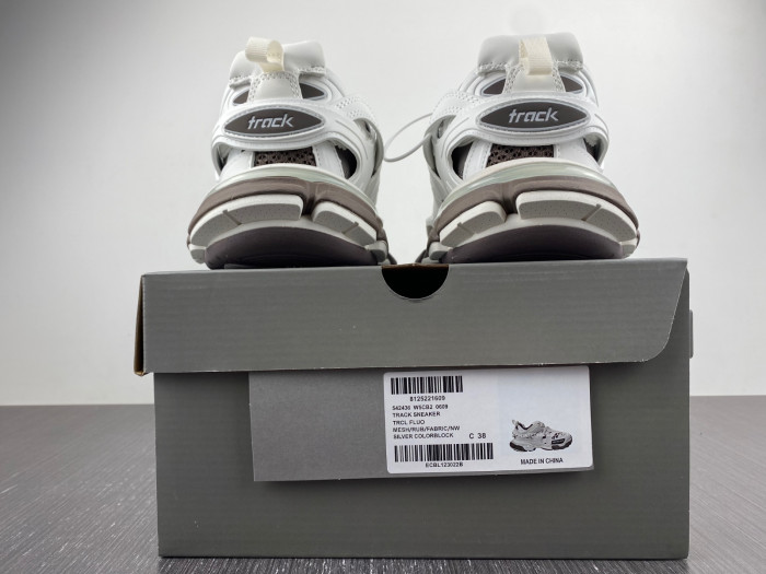 Ba1en*iaga track 8000063