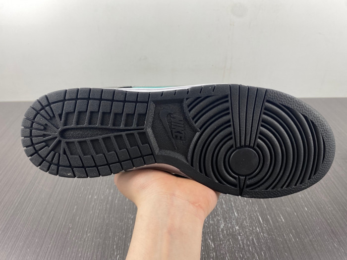 nike dunk sb low D1am0nd s*pply co. "t*f*ny" 304292-402
