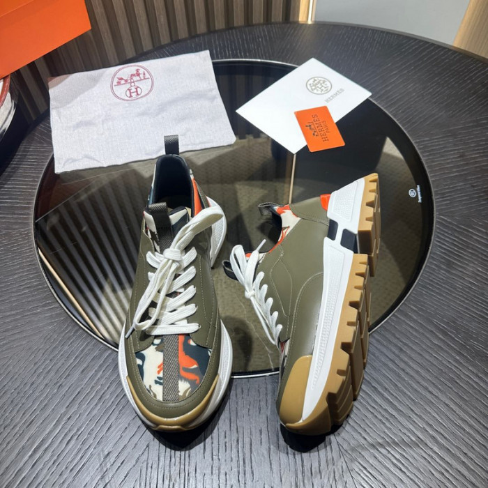 H**me5 snekaers hm048