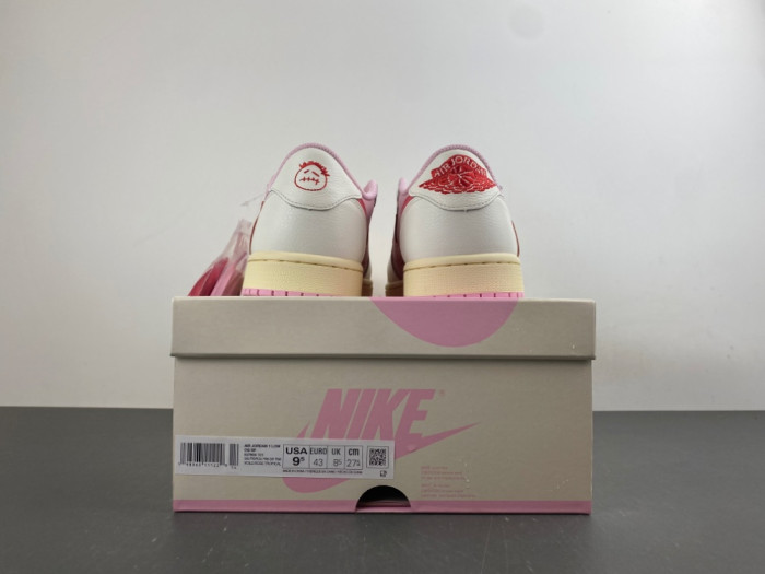 Air Jordan 1 Retro Low Travis Scott Shy Pink IQ7604-101