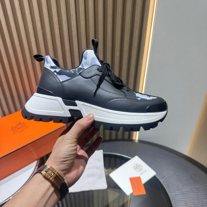 H**me5 snekaers hm047