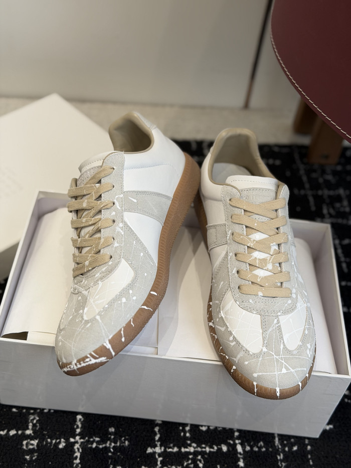 Ma1s0n Marg*e1a CALFSKIN S57WS0378