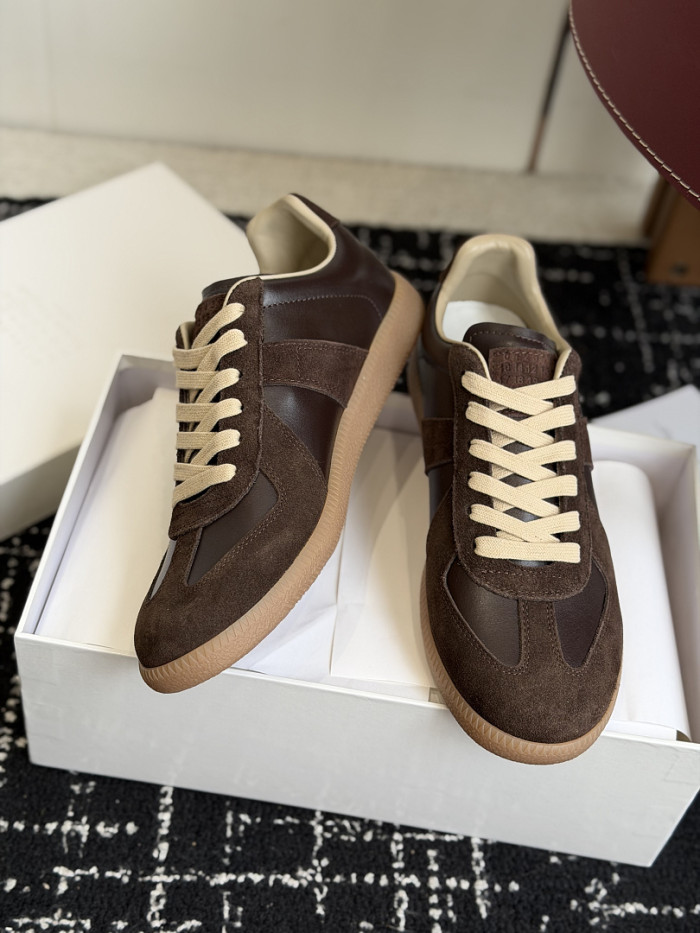 Ma1s0n Marg*e1a CALFSKIN S57WS0384