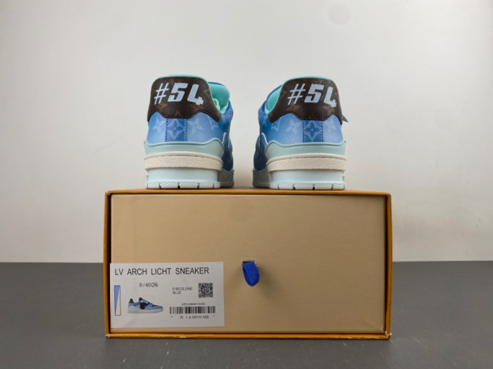 LV snekaers L0000783