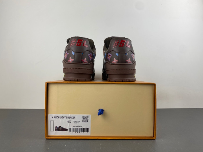 LV snekaers L0000763