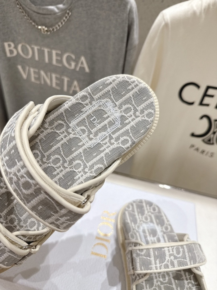 Dio* sandals DS128
