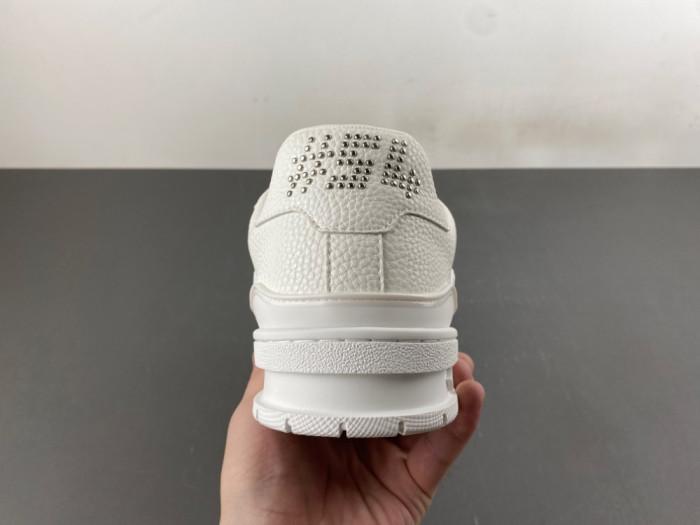 LV snekaers L0000781