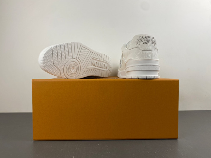 LV snekaers L0000781