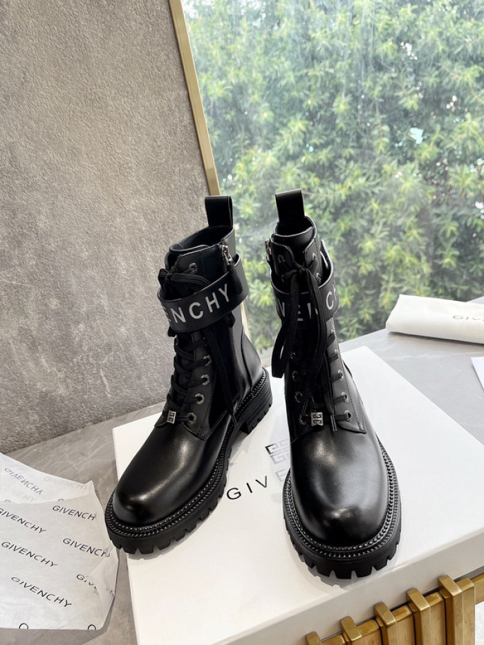 Givenchy Boots 660002