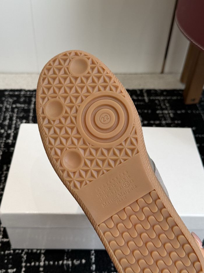 Ma1s0n Marg*e1a CALFSKIN S57WS0394