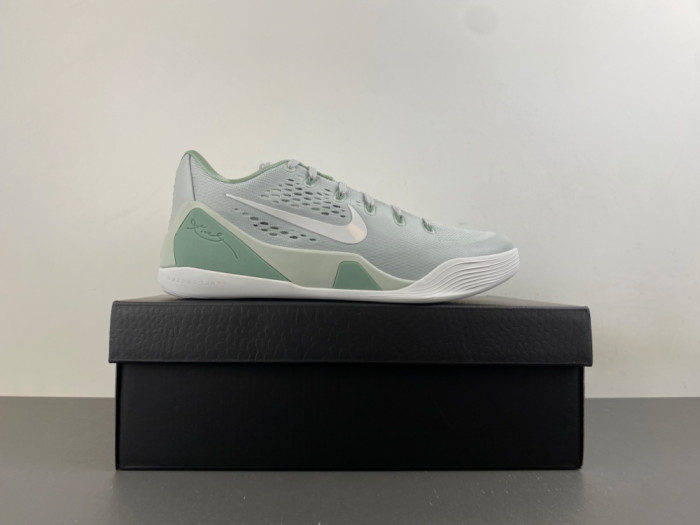 Nike Kobe 9 EM Low Protro Light Silver Steam IH1401-003