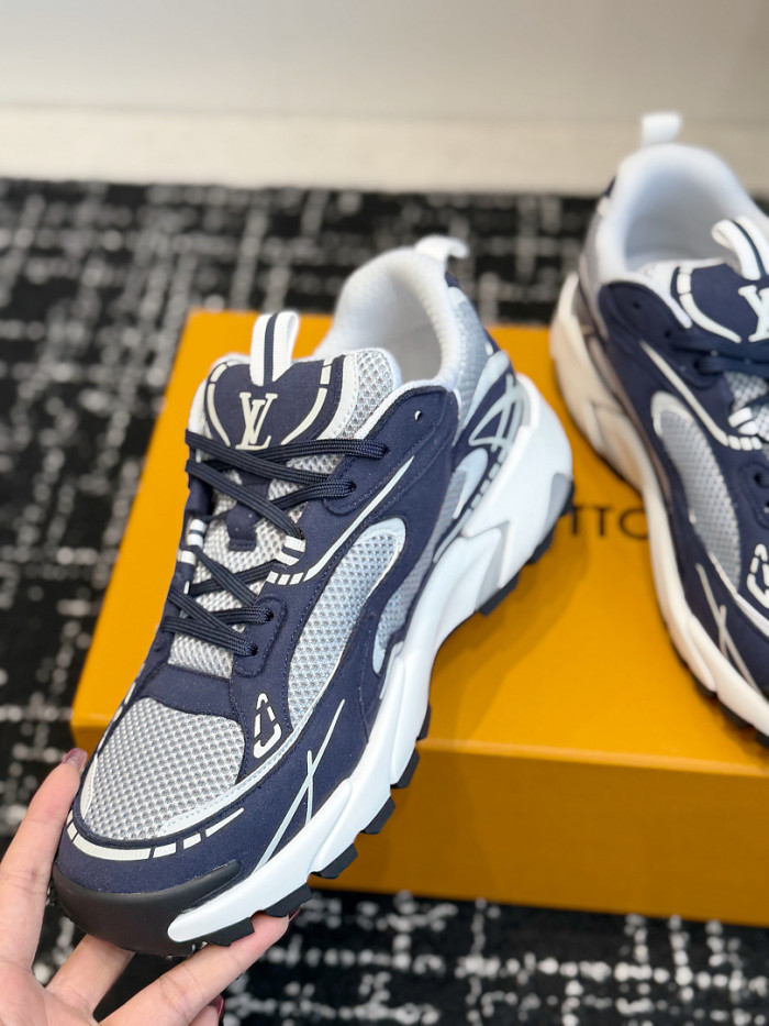 LV sneakers L0000853
