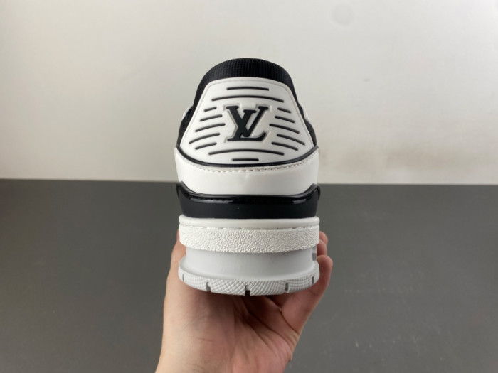 LV snekaers L0000784