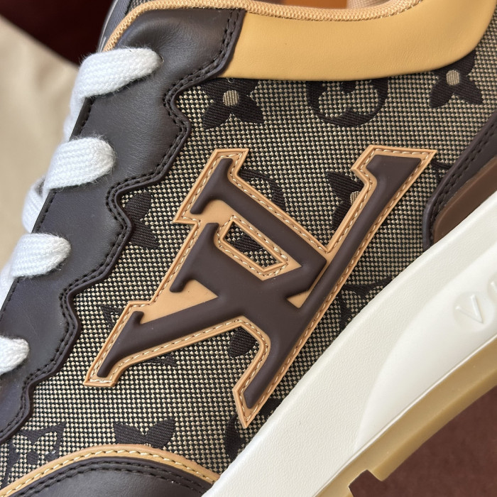 LV snekaers L0000810