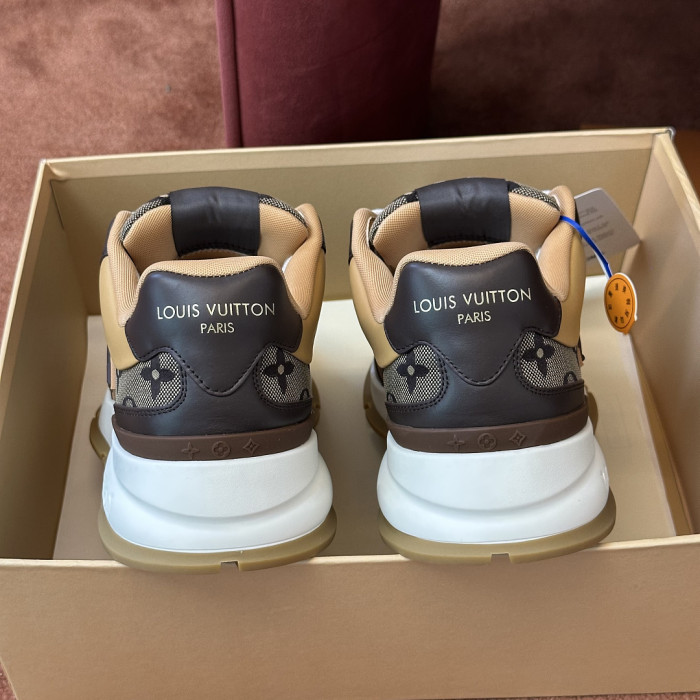 LV snekaers L0000810