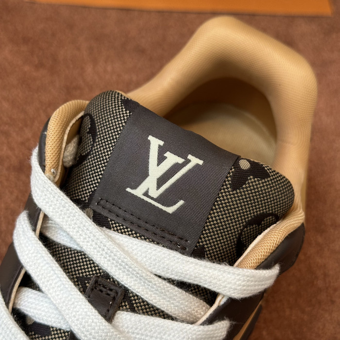 LV snekaers L0000810