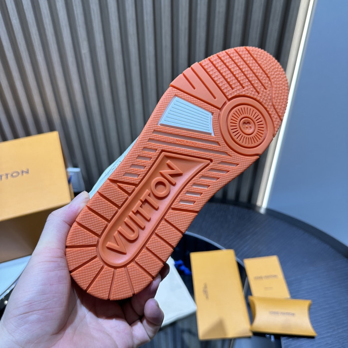 LV sneakers L0000862